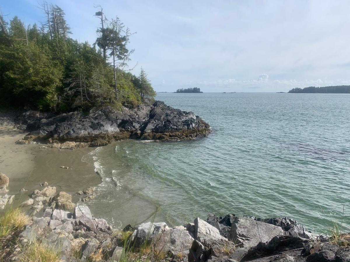 Tofino Paddlers Inn Экстерьер фото